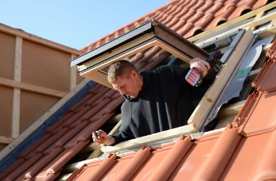 Pose de fenêtres de toit Velux à Prinquiau